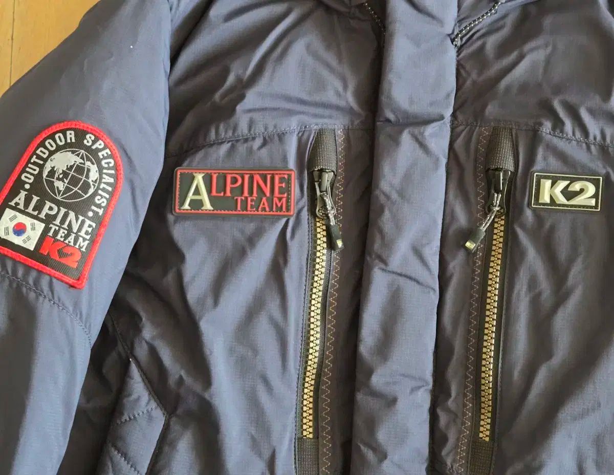 K 2キッズ アルファチーム ダウンコート