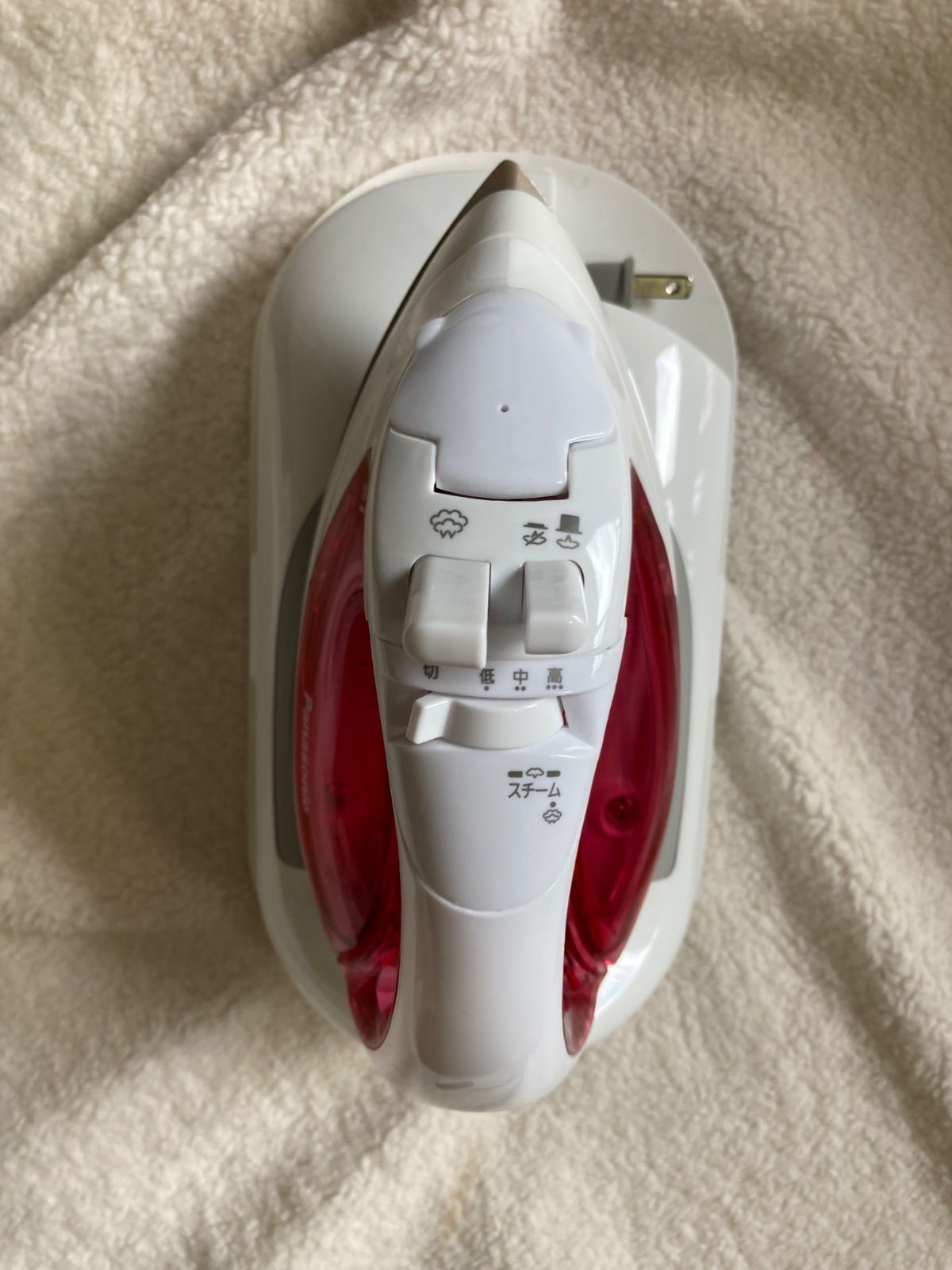 パナソニック コードレススチームアイロン
