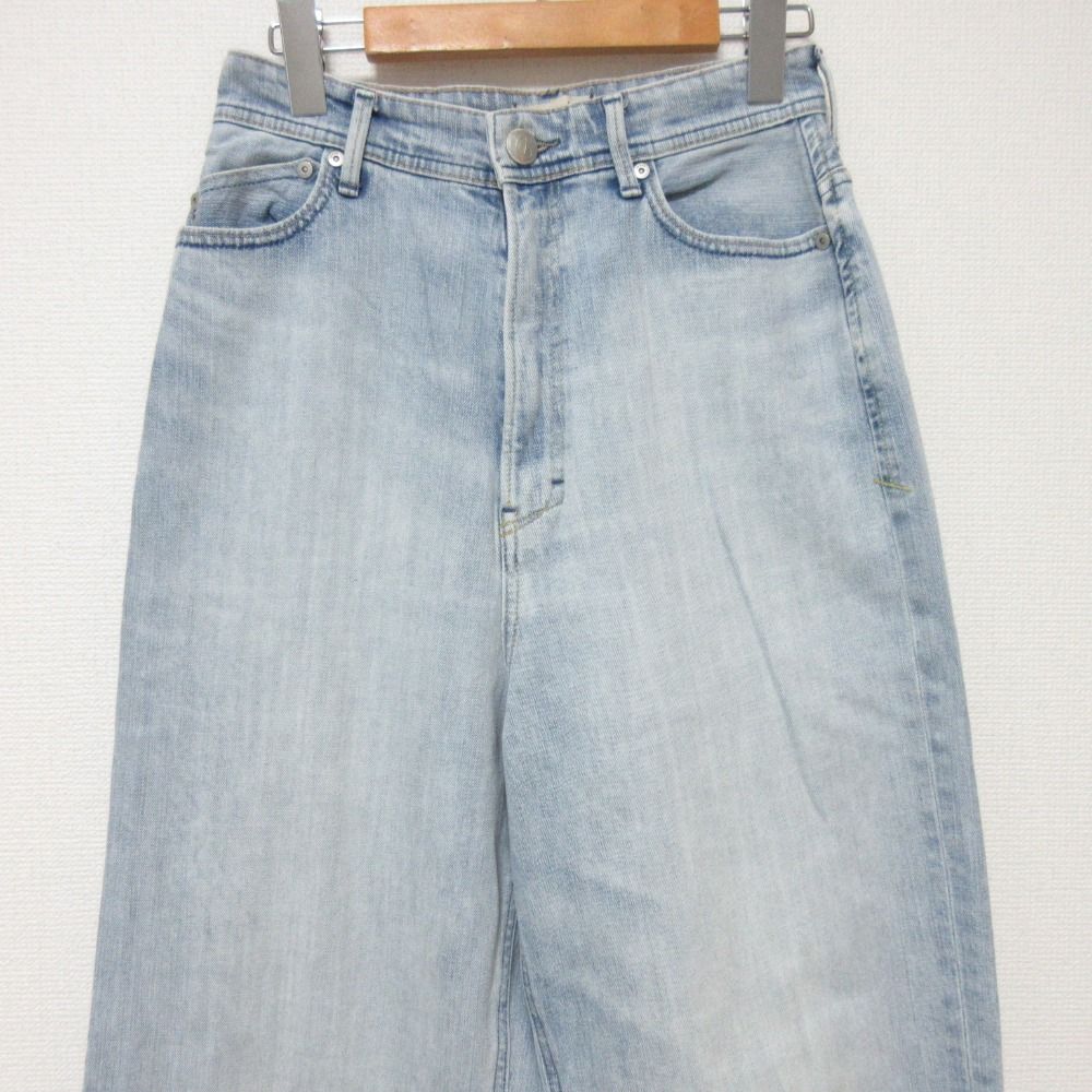 JOAN ルーズストレートシルエットジーンズ