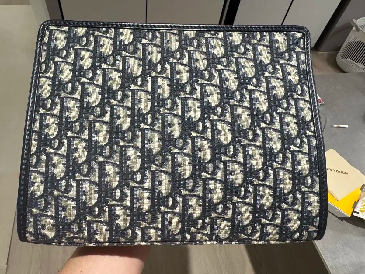 ディオール モンテーニュ 30 オブリーク ポーチ クラッチバッグ