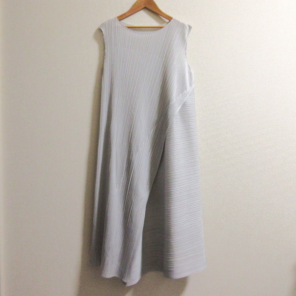 PLEATS PLEASE プリーツプリーズ イッセイミヤケ ノースリーブ ロングワンピース PP03-JH734 サイズ3 ライトグレー レディース 古着
