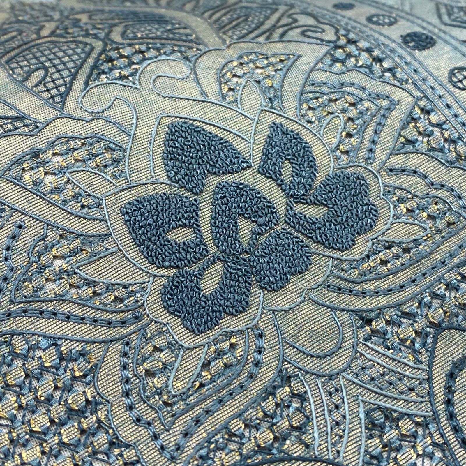 408my5◇総刺繍 汕頭 相良 宝相華向かい鳥 唐花 金糸 六通 袋帯◇美品 408my5◇総刺繍 汕頭 相良 宝相華向かい鳥 唐花 金糸 六通 袋帯◇美品