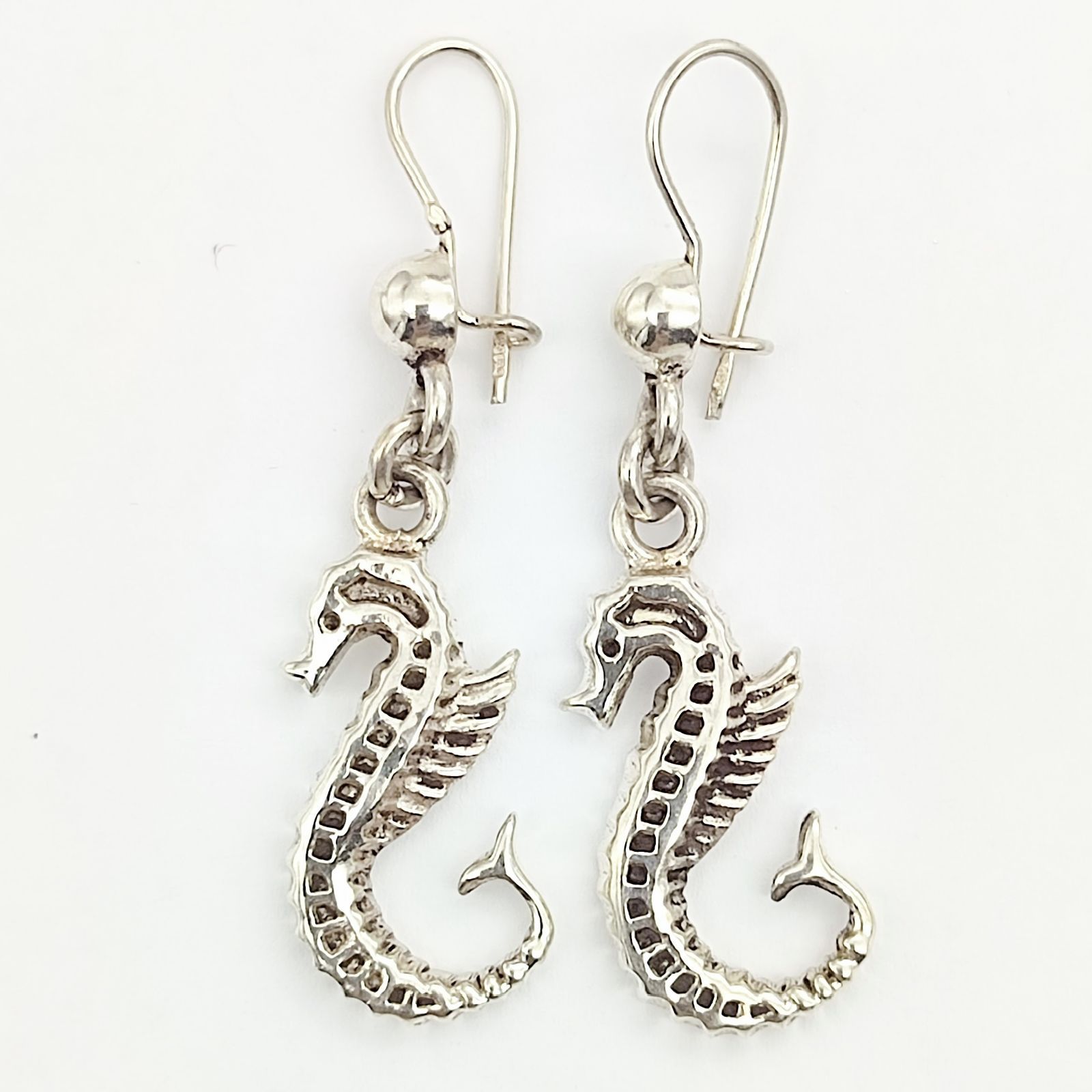 美品】タツノオトシゴモチーフピアス スイング SILVER シルバー925