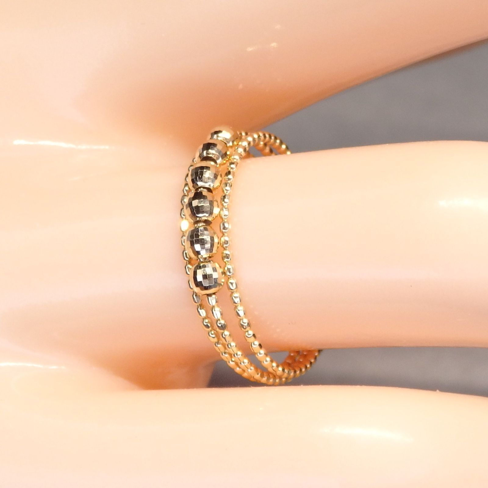 形状記憶リング 3連 Z5897 スリーカラー 地金 指輪 フリーサイズ K18 形状記憶リング 3連 Z5897 スリーカラー 地金 指輪 フリーサイズ K18