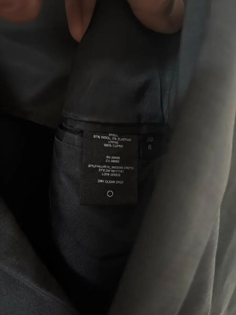 DARK チャコール