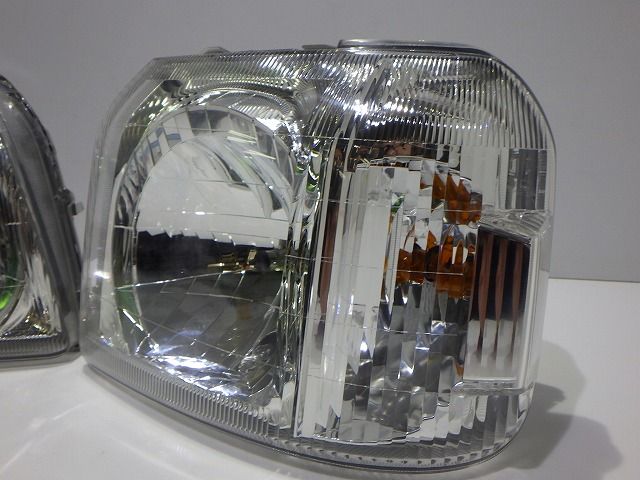 【美品 レンズコーティング済み】バモス＆アクティ HM1 ヘッドライト 左右 極上美品 レンズコーティング済み】バモス＆アクティ HM1 ヘッドライト
