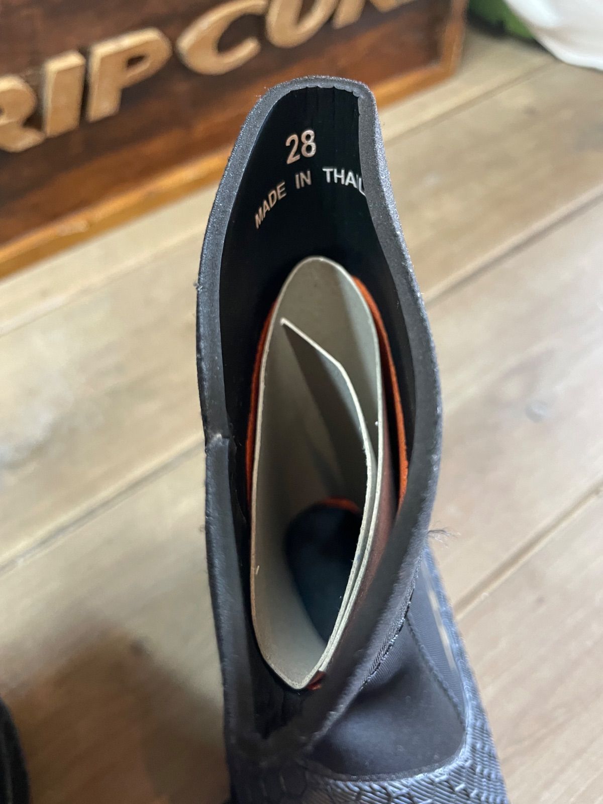  TOOLS サーフブーツ 3 mm 28 cm 箱なし発送 その他 ウェットスーツ