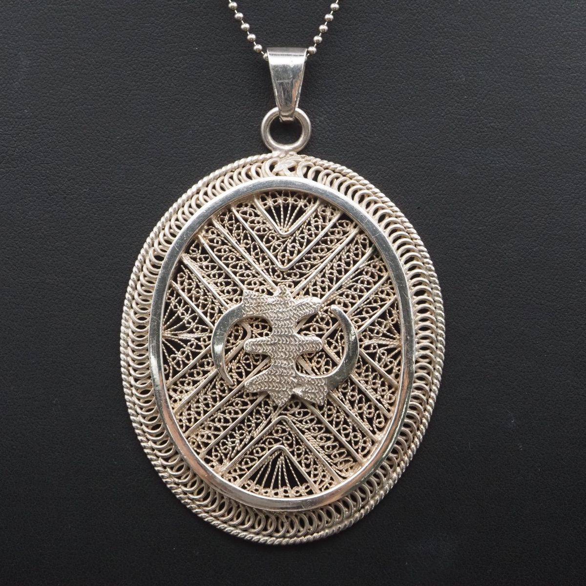 H 871 特大 ヴィンテージ ペンダント トップ フィリグリー 銀線細工 デザイン シルバー チャーム ヘッド