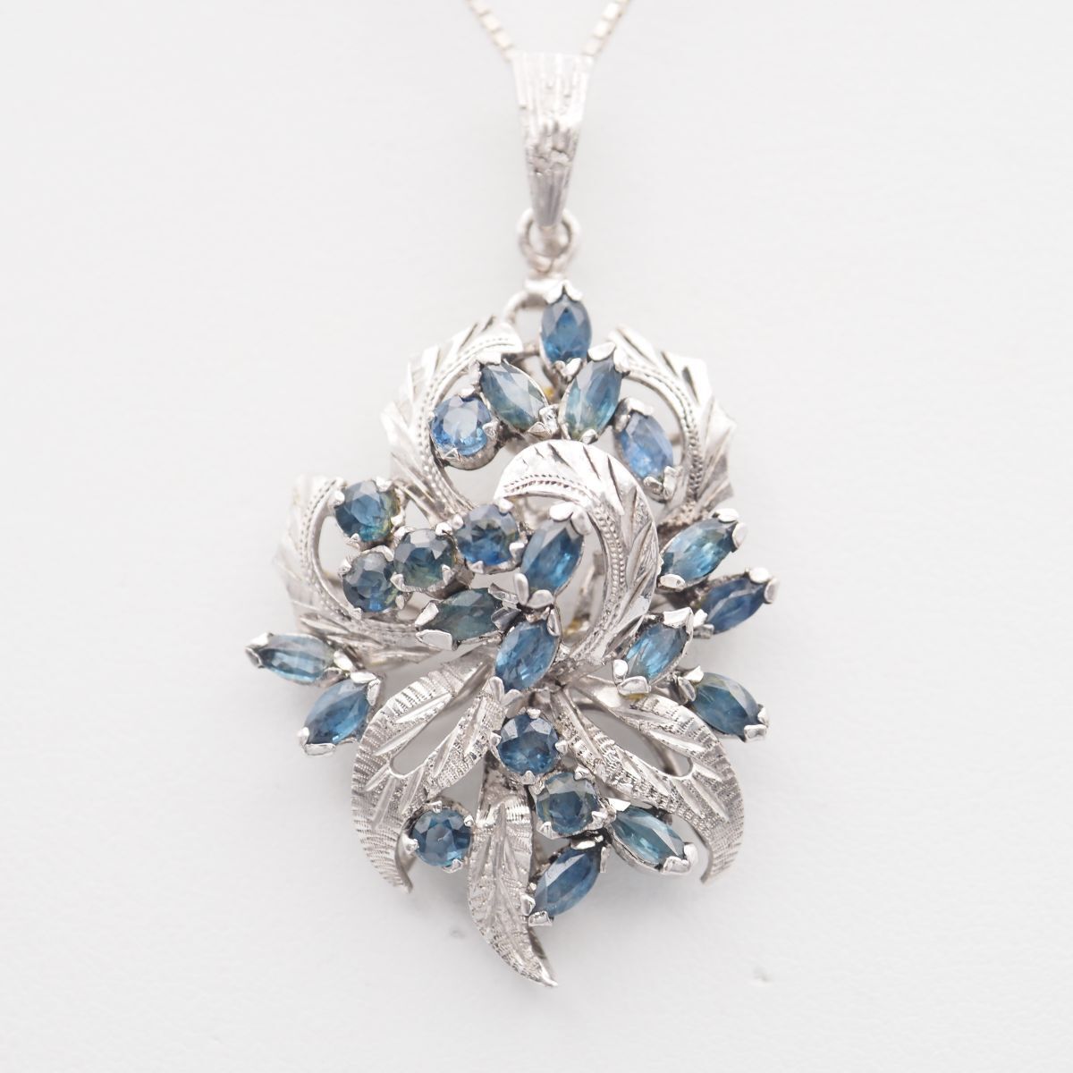 H 851 サファイア ブルースピネル ペンダント トップ デザイン シルバー チャーム ヘッド