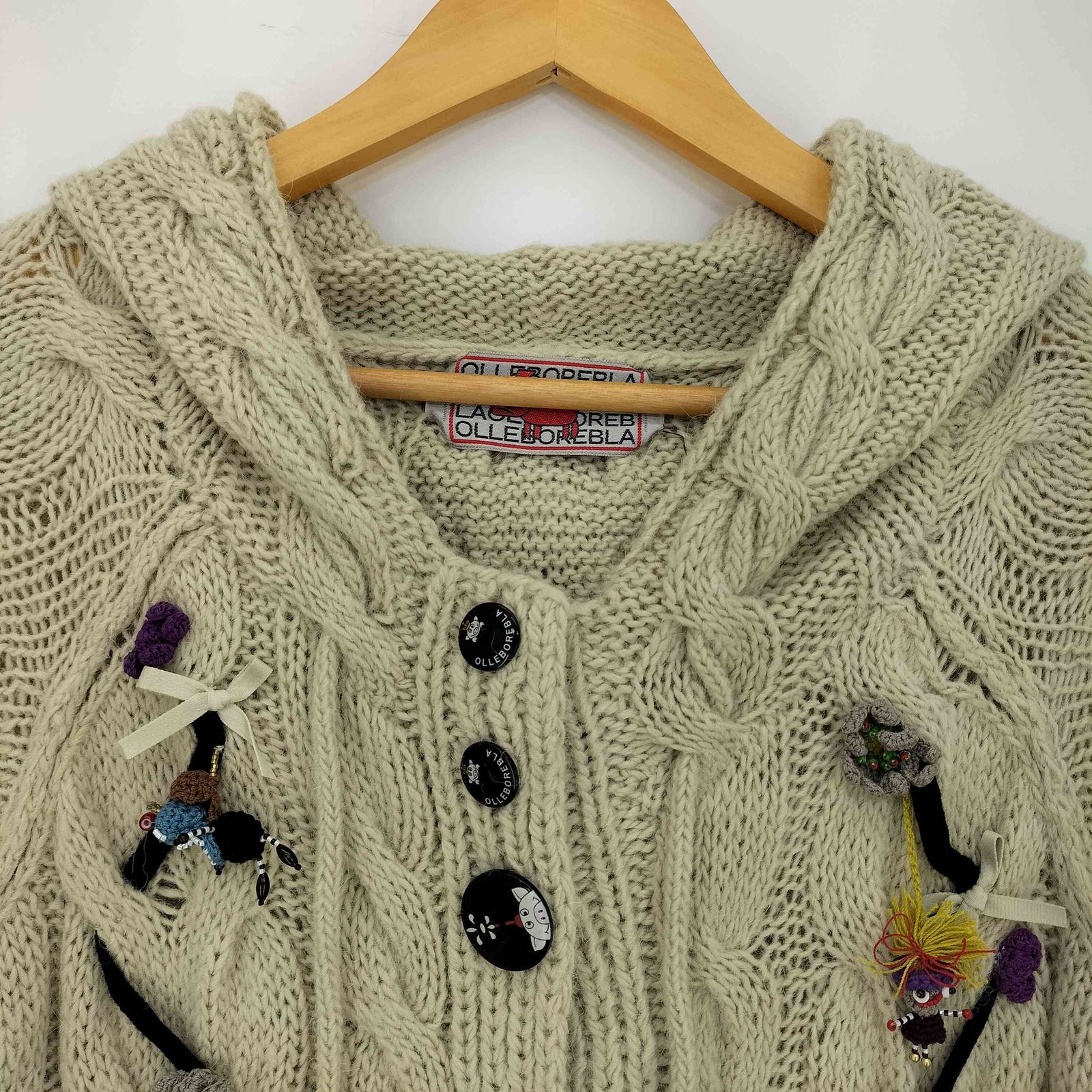 美品✨アルベロベロ ブタさん シアー ブラウス シャッツ 中世 カーキ ボタン 美品✨アルベロベロ ブタさん シアー ブラウス シャッツ 中世 カーキ