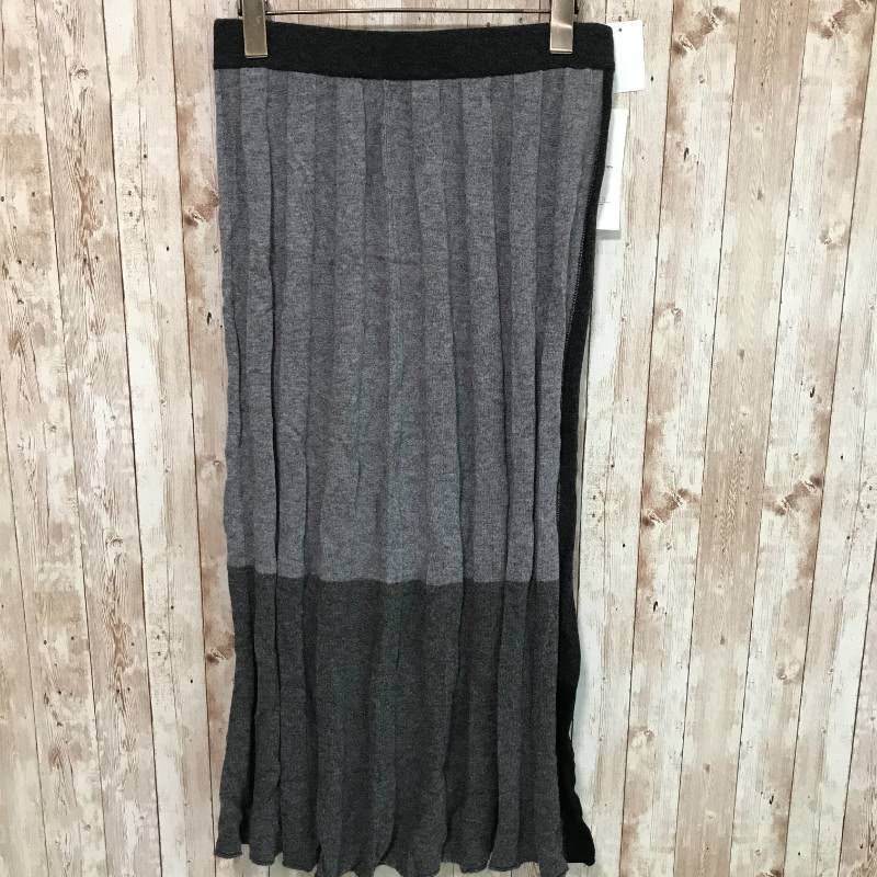 コ CASHYAGE カシヤージュ カシミヤ100％ ブロッキングスカート ブラック系 SーⅯ