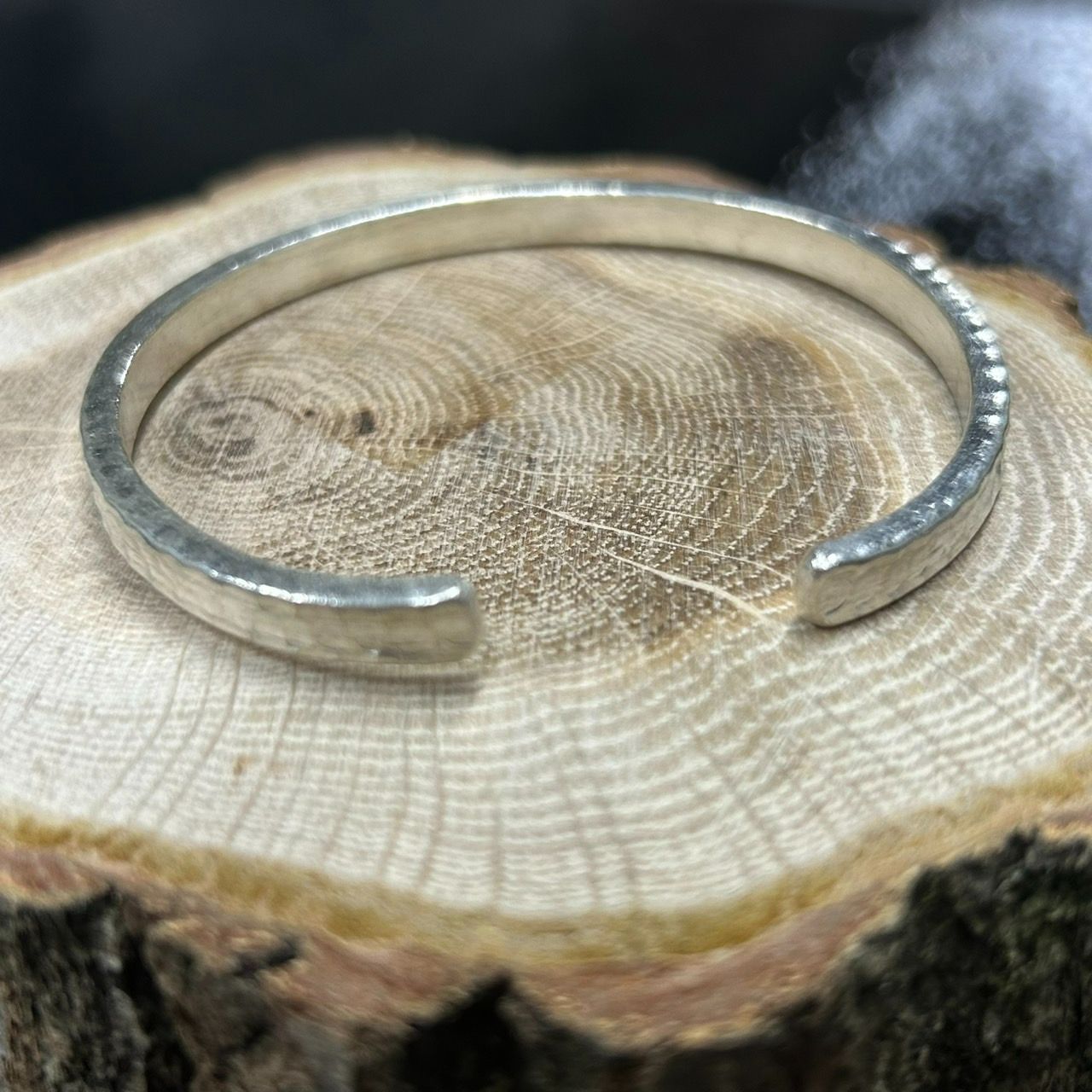 KAREN SILVER カレンシルバー 槌目4.7 mmバングル ユニセックス フリーサイズ a-kr 007