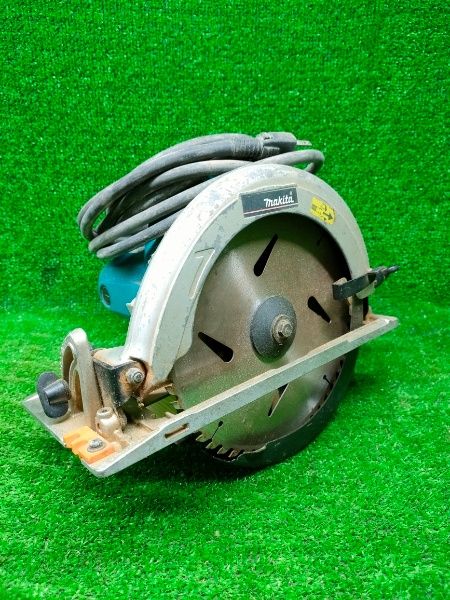 マキタ 電気マルノコ アルミベース 逆勝手 190mm 5832BLA モータ異音無し 動作 済み