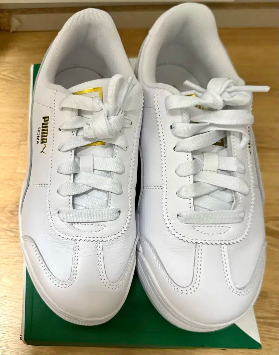 PUMA プーマ レディース用 ローマ 250 白