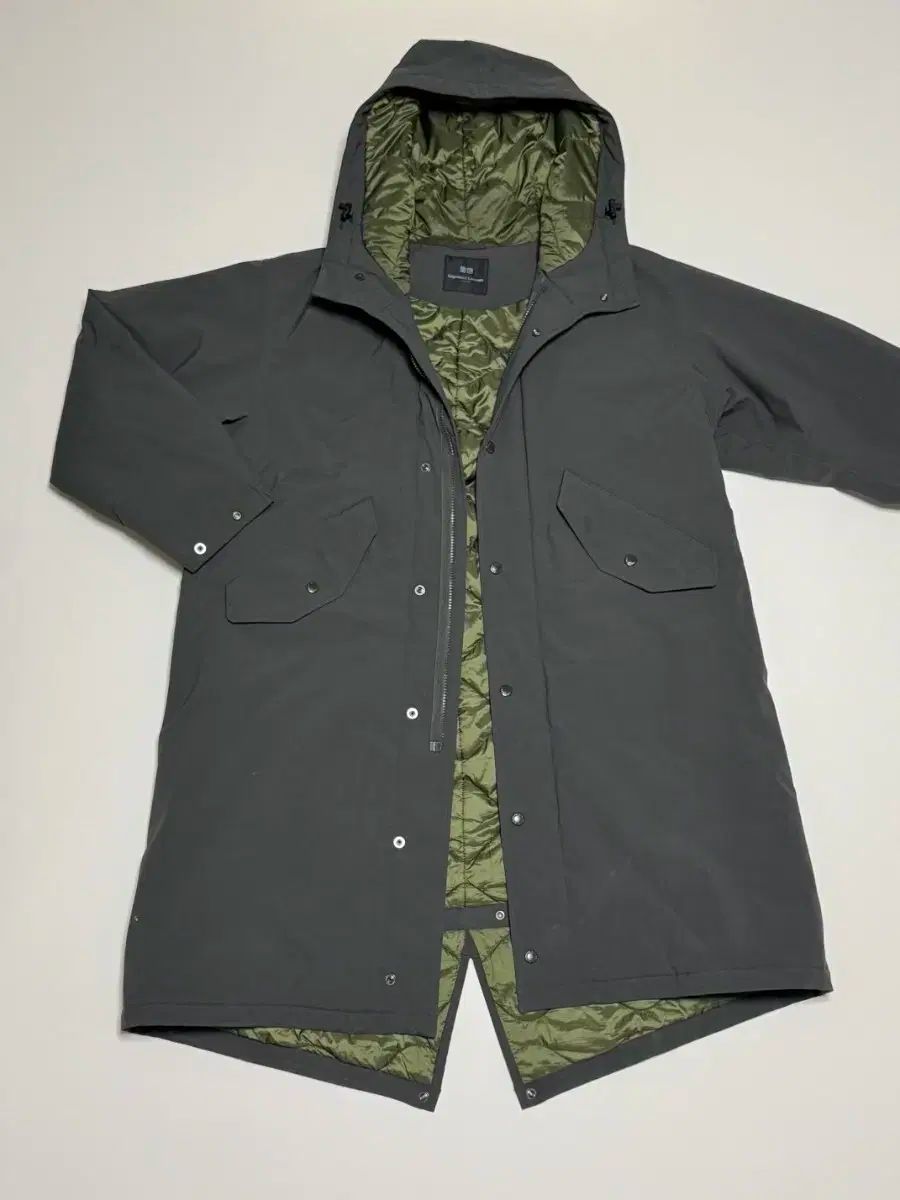 ユニクロ U 퀼팅 コート オリーブ M