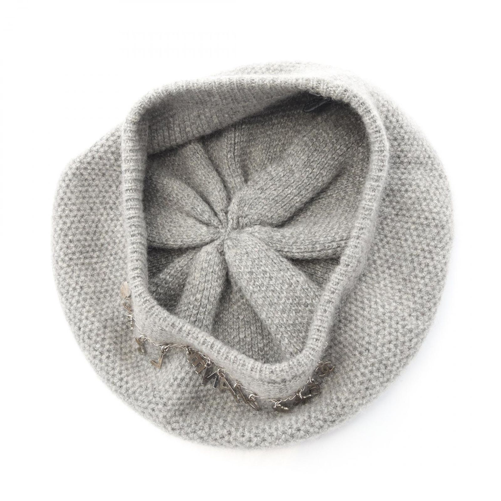 シャネル CHANEL ニットキャップ グレー その他 チャーム付 ニット帽子