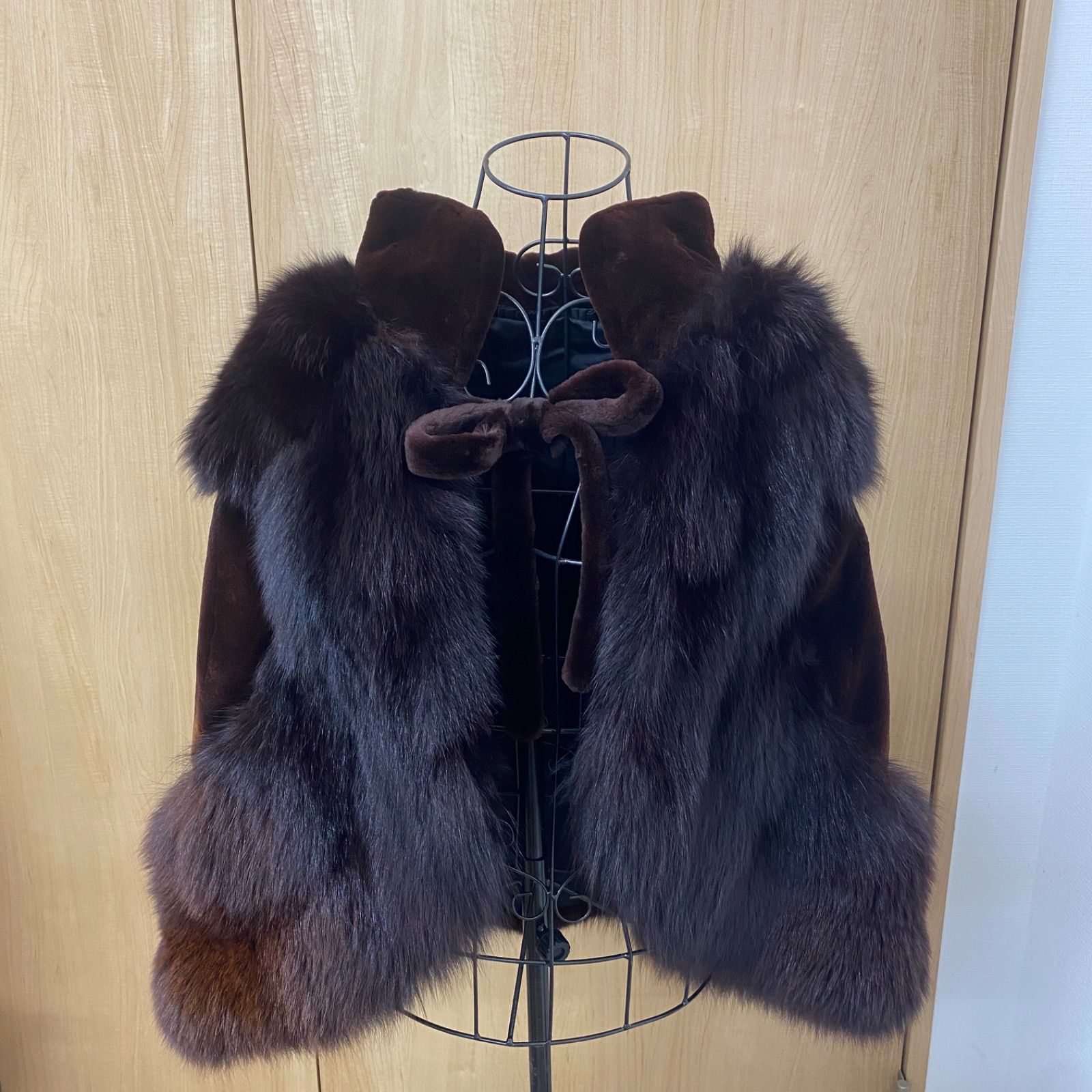 ヴァレンティノ ファー ポンチョ ケープ コート 管理番号SB764