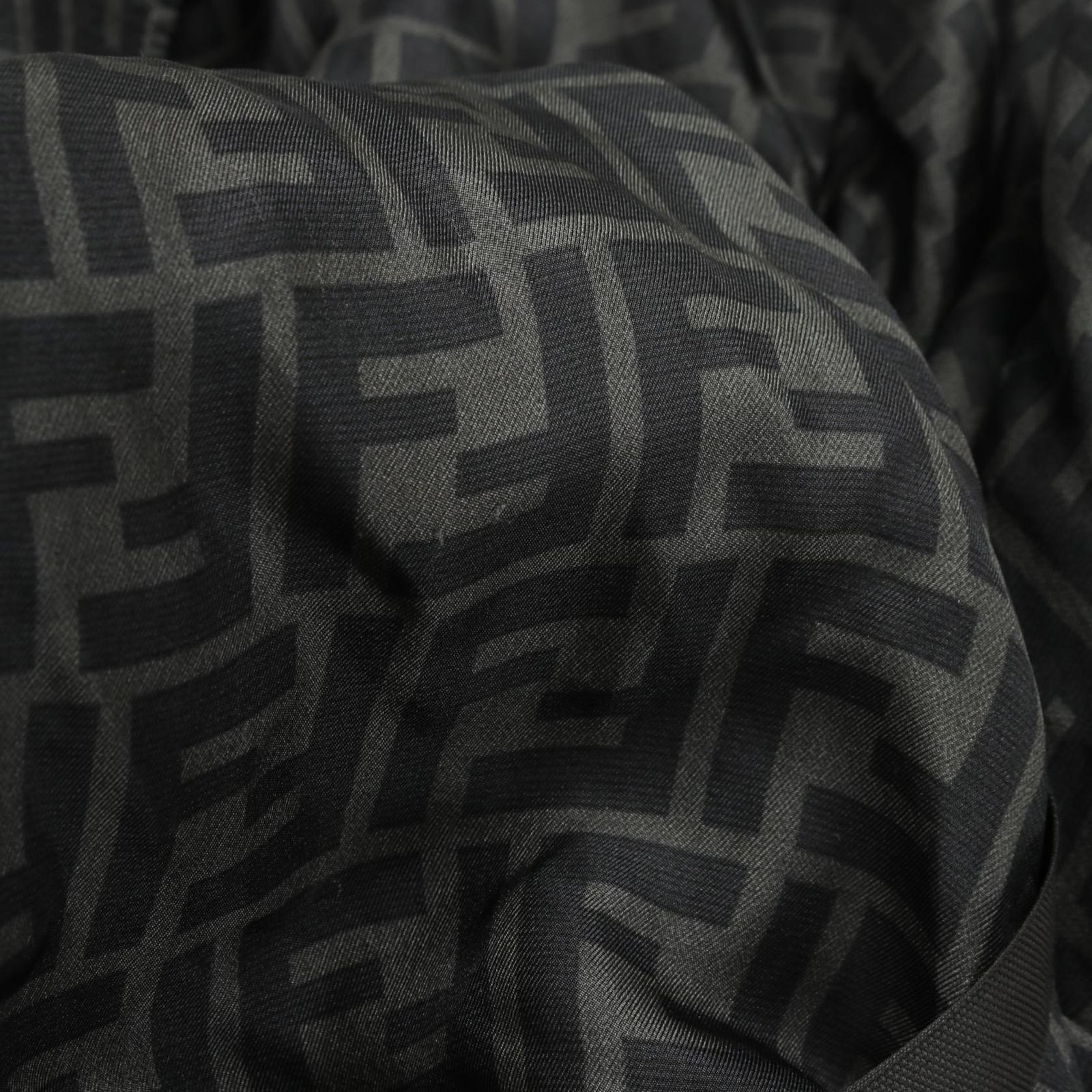 フェンディ FENDI