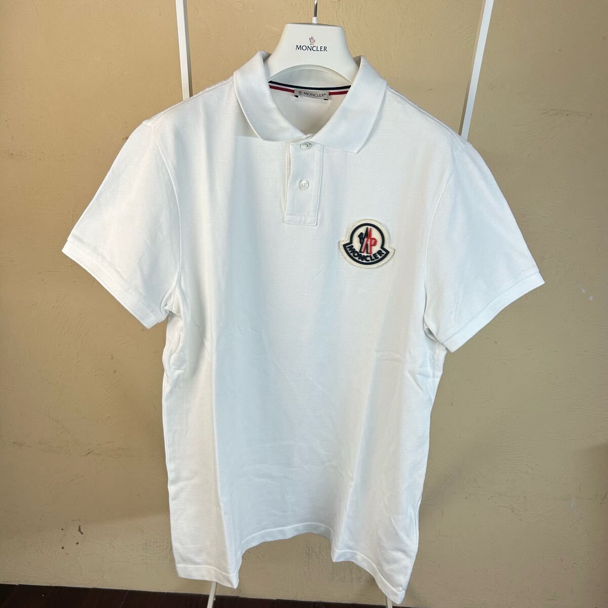 MONCLERモンクレールラバーワッペン半袖ポロシャツ白M
