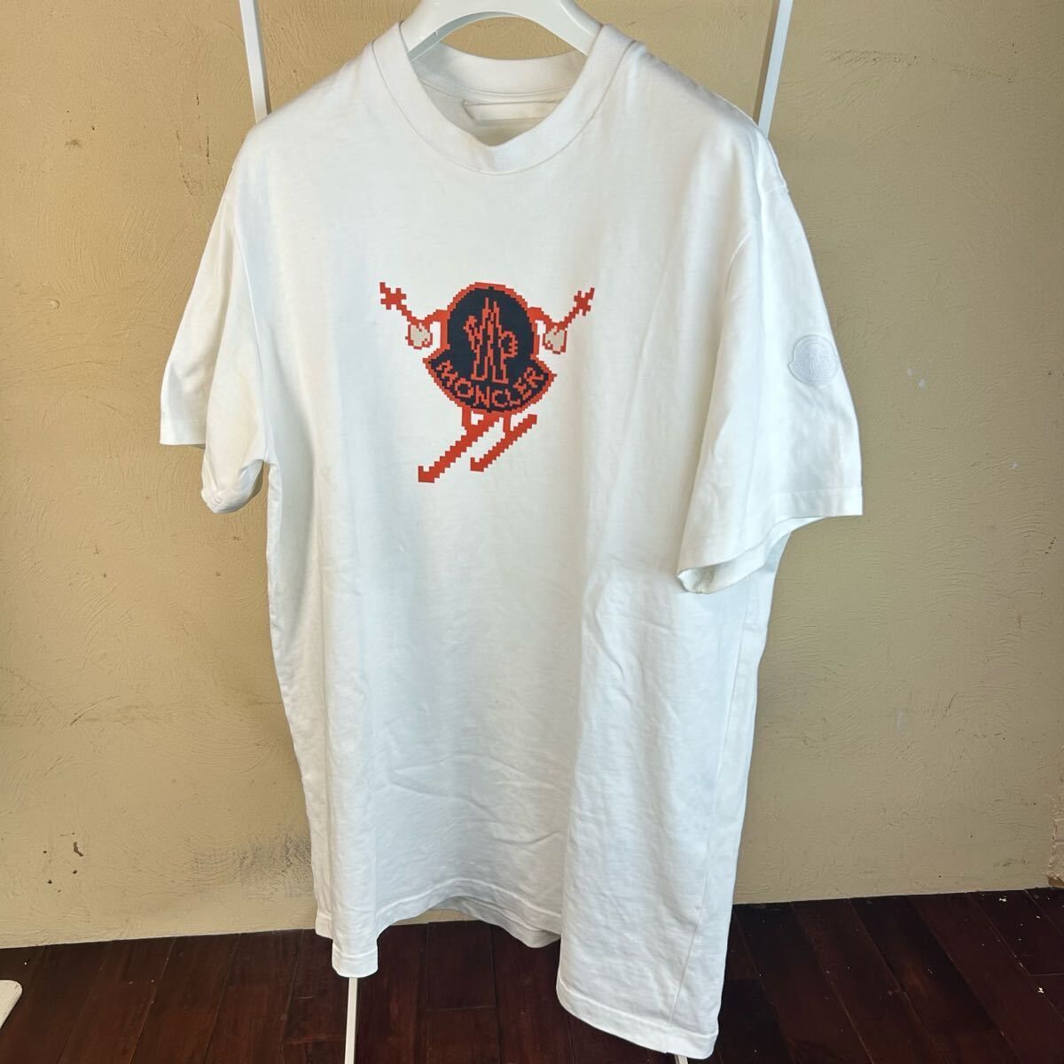 【新作】MONCLERモンクレール半袖Tシャツ白系M