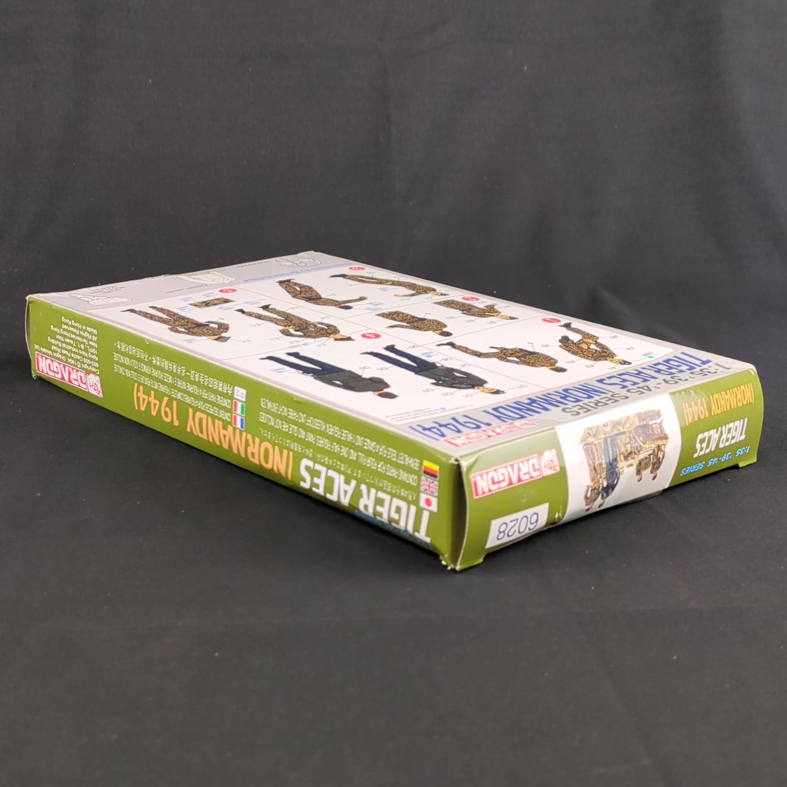 輸入キット・当時物】 プラッツ / ドラゴン 6028 1/35 Tiger