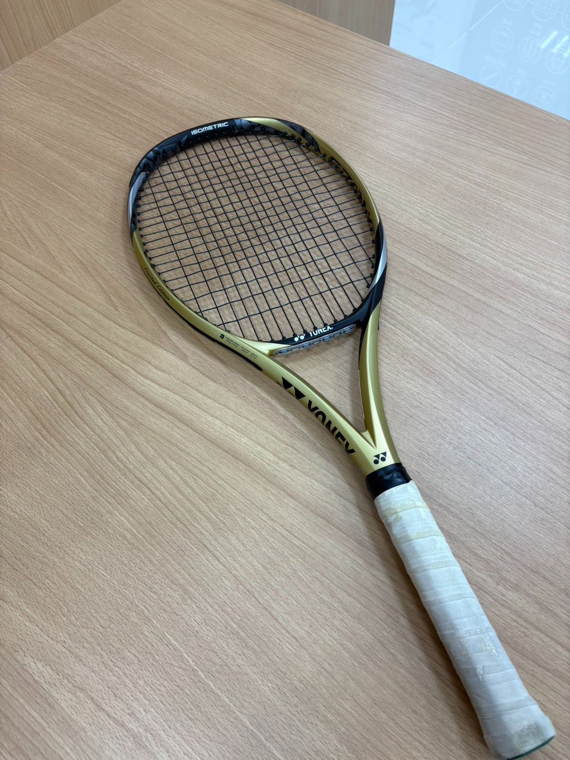 EL6 YONEX EZONE 98 Limited Edition FJ11235