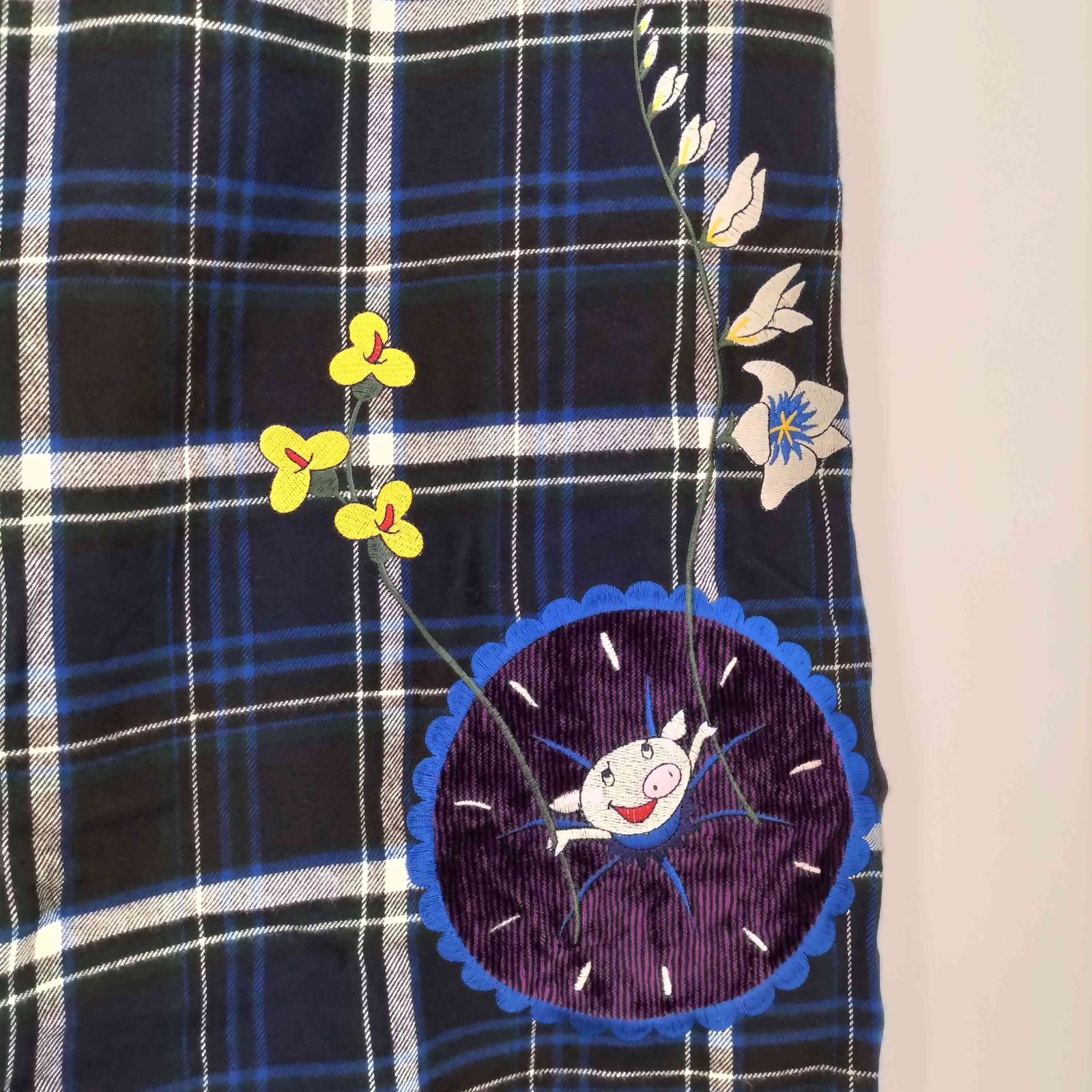 アルベロベロ OLLEBOREBLA オレボレブラ ぶたさん おはな 刺繍