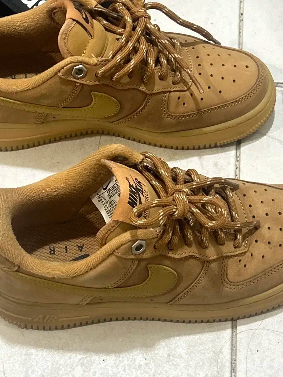  ナイキ エア フォース 1 ブラウン 230 その他 靴