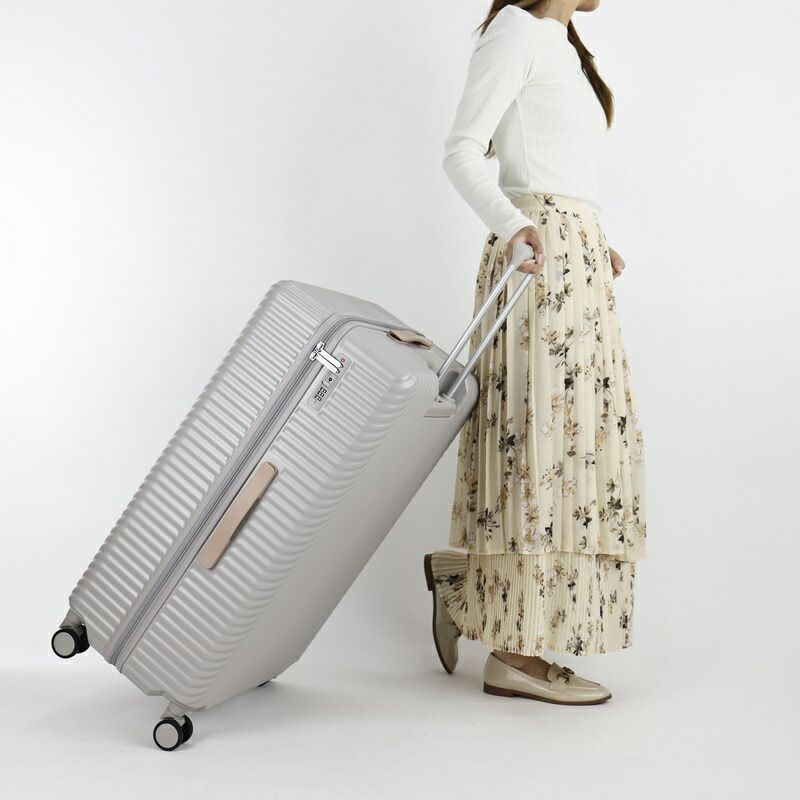 キャリーケース 8泊