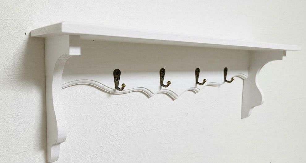 フレンチカントリー風 ホワイト ウォールシェルフ フック付 - メルカリ