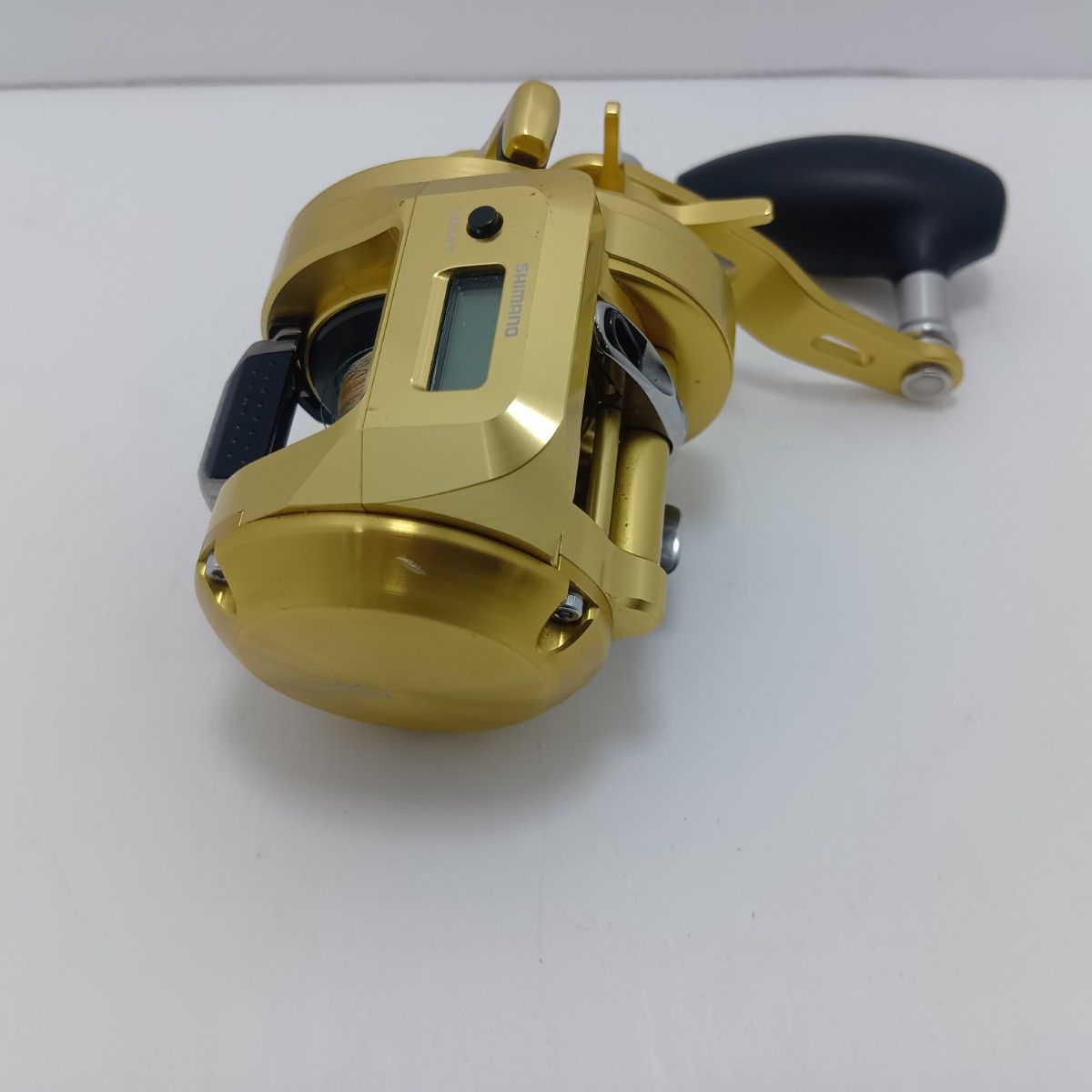 SHIMANO シマノ ベイトリール 03822