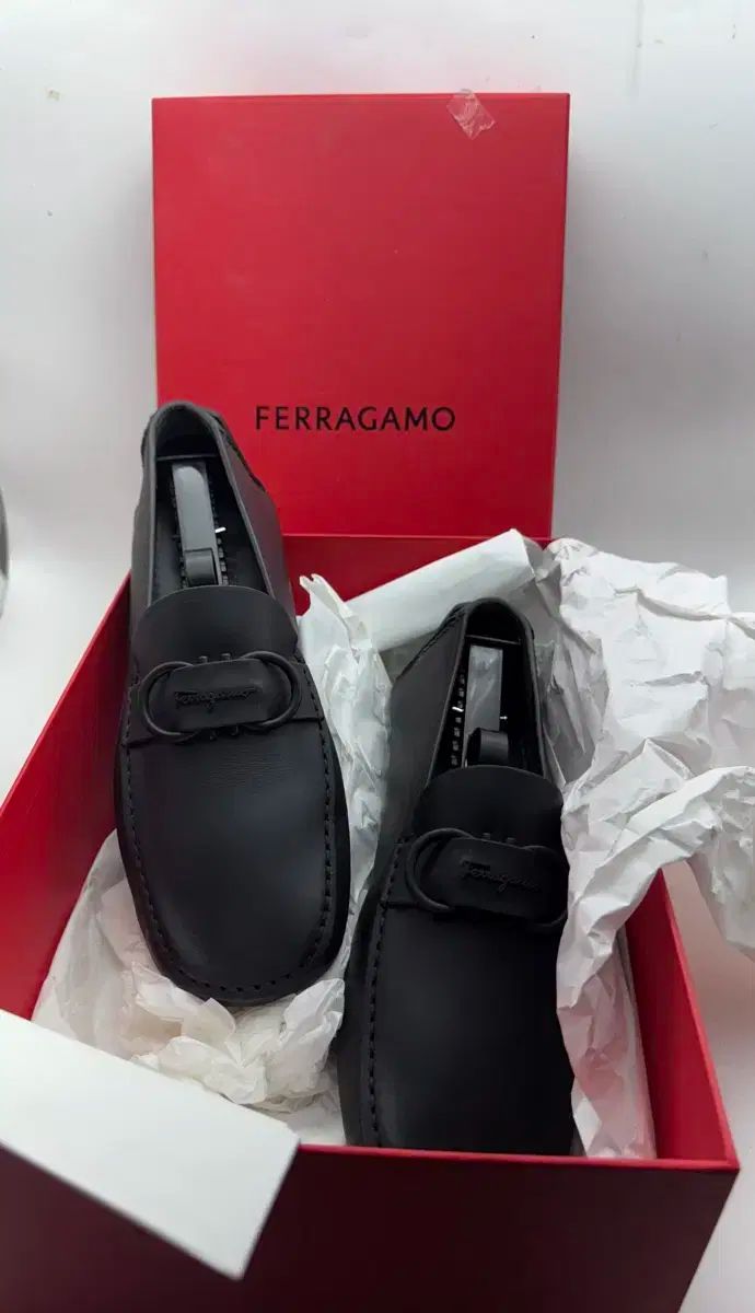 FERRAGAMO フェラガモ255