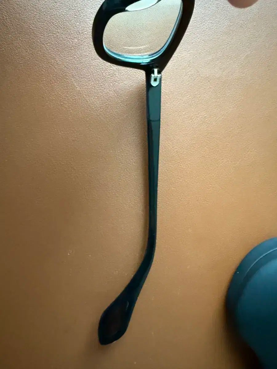  Theo テオ mille 01 ブラック ポップ サングラス 小物