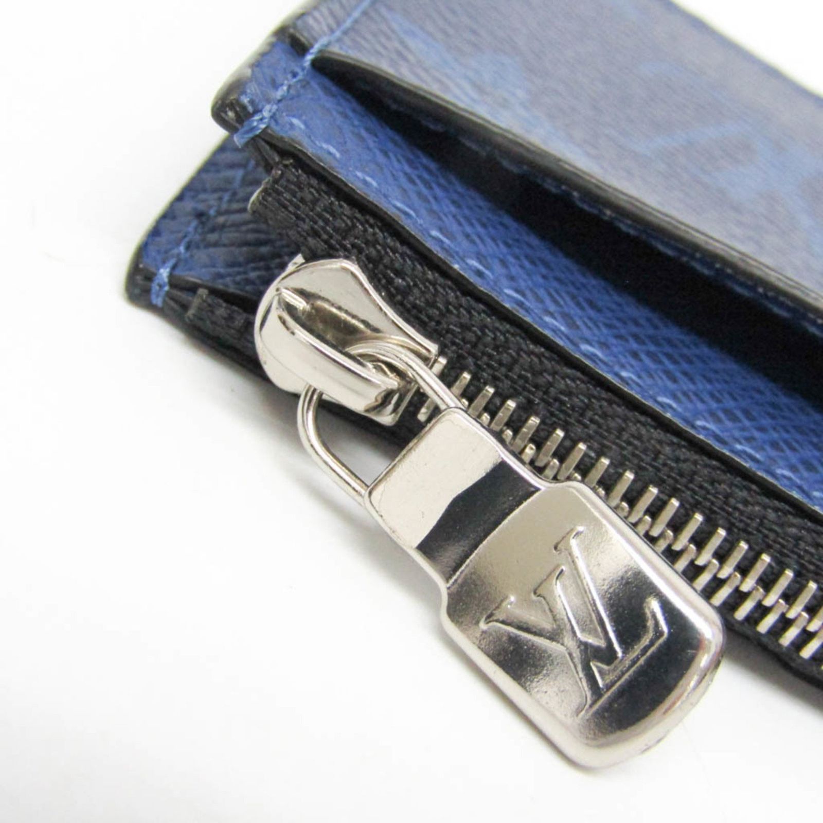 Vuitton タイガラマ