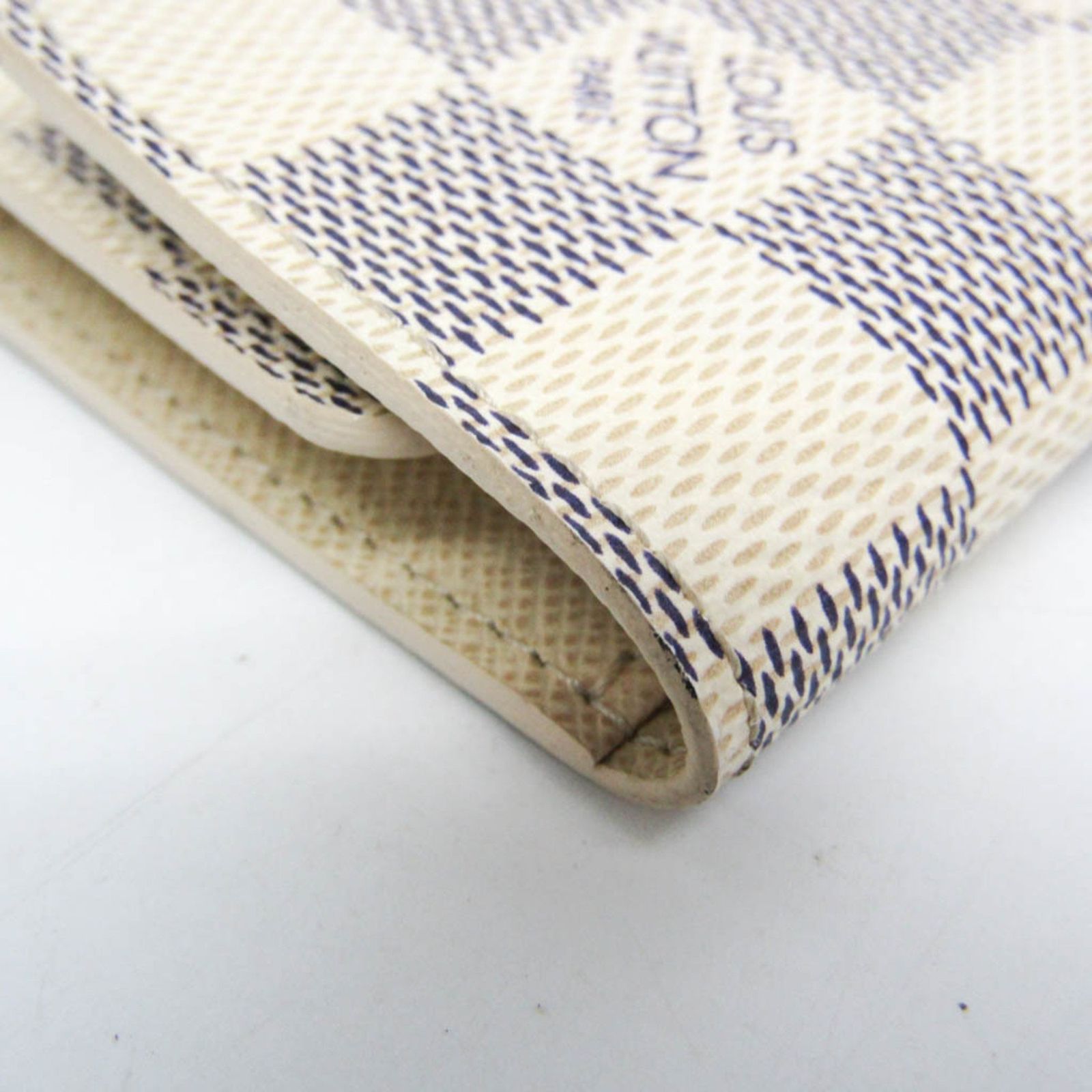 Vuitton ダミエアズール