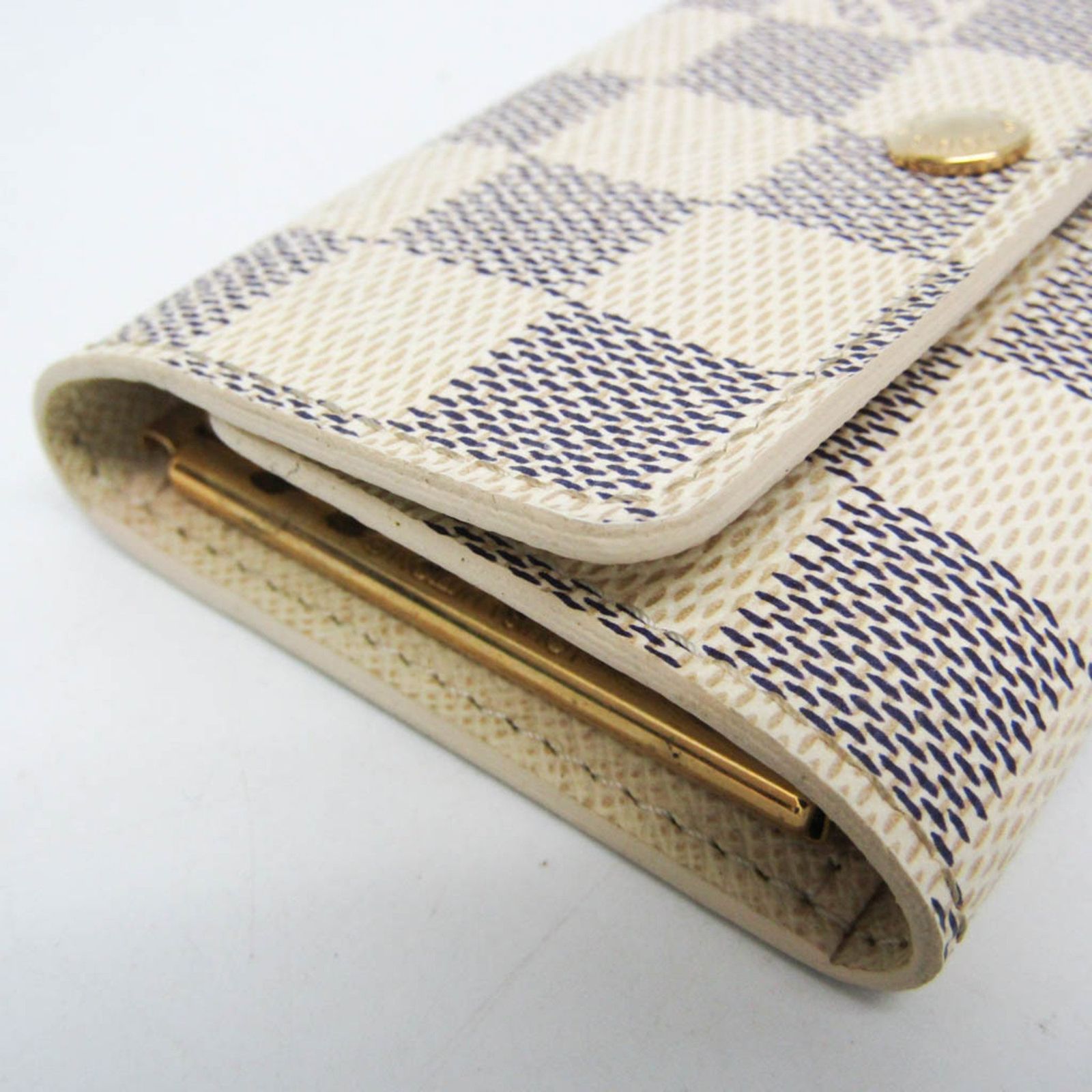 Vuitton ダミエアズール