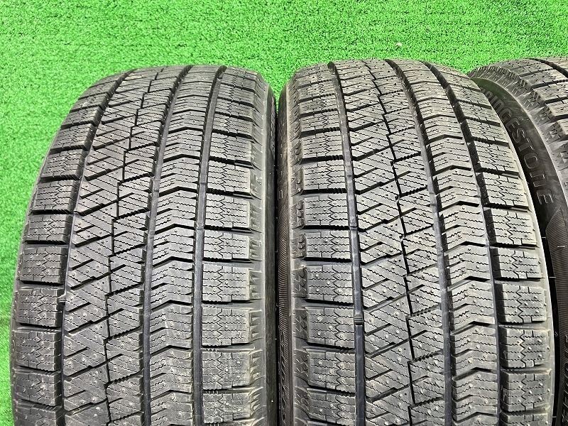 スタッドレス ブリヂストン ブリザックVRX 2 215 45 R 17 4本 8ミリ