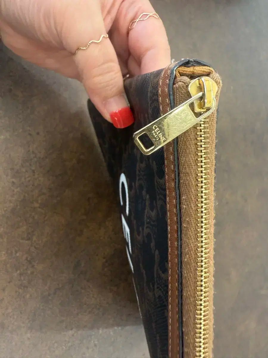 セリーヌ トリオンフ ポーチ クラッチ MERCADOAVALIA_COM_BR