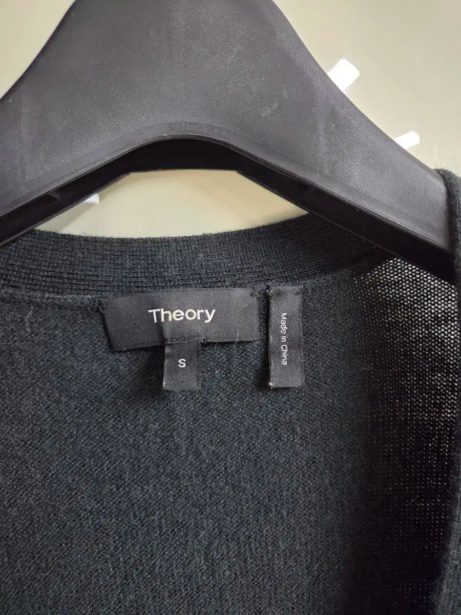 セオリー Theory カシミア 100 カーディガン