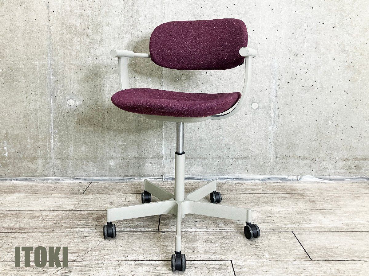 B 2016年　vitra　ヴィトラ　.04　オフィスチェア　アームレスト付き B 2016年 vitra ヴィトラ .04 オフィスチェア アームレスト付き