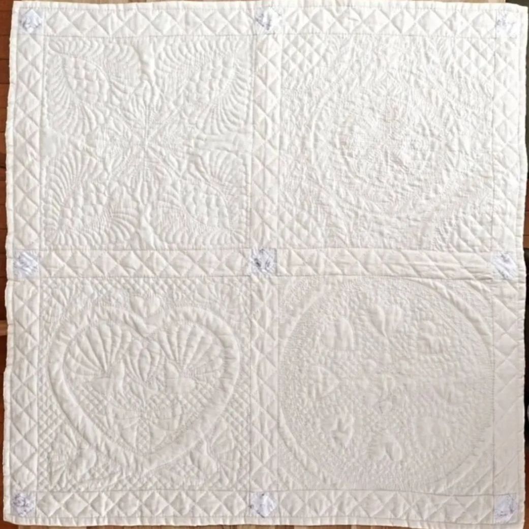 ホワイトキルトタペストリー カバー 約90 cm×91 cm