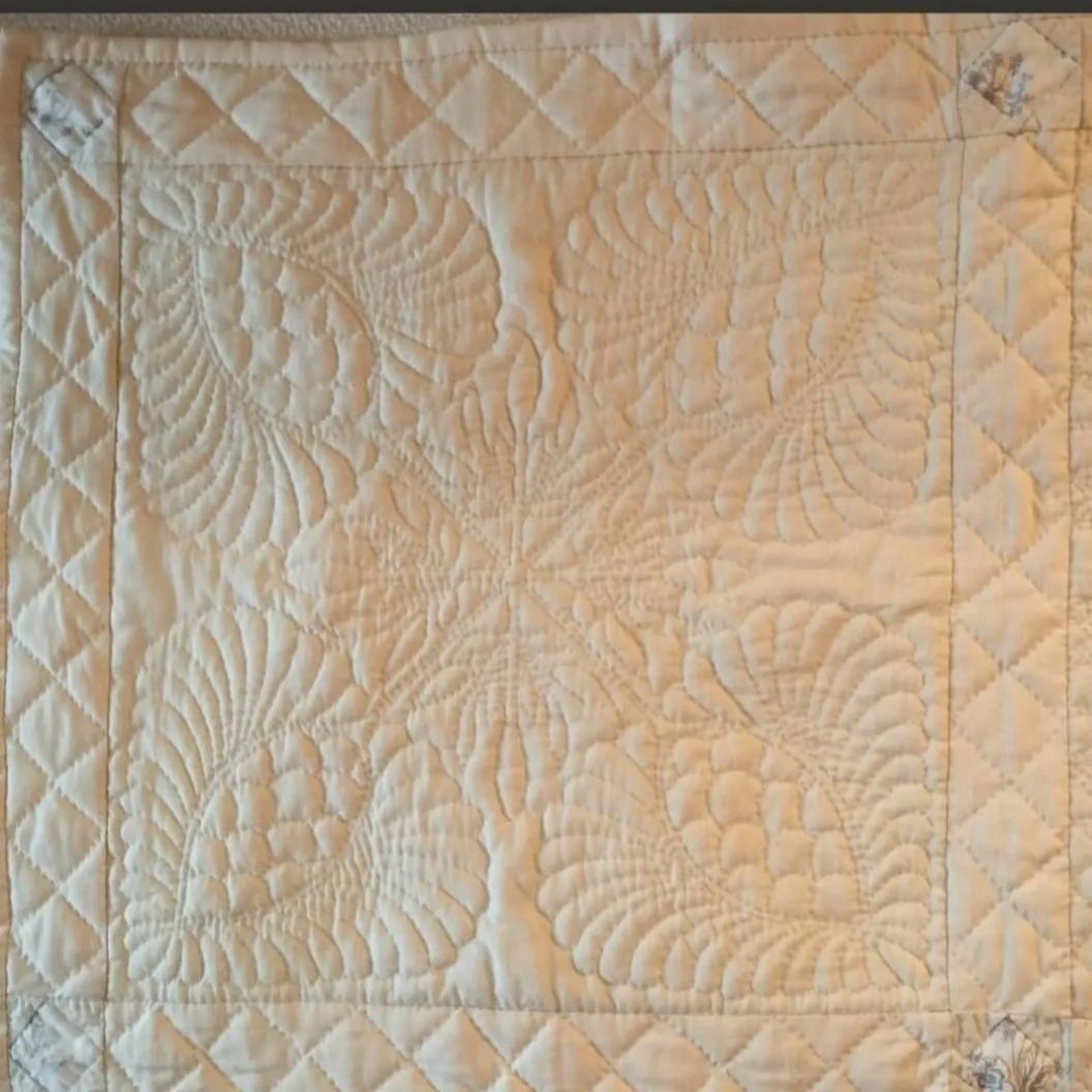 ホワイトキルトタペストリー カバー