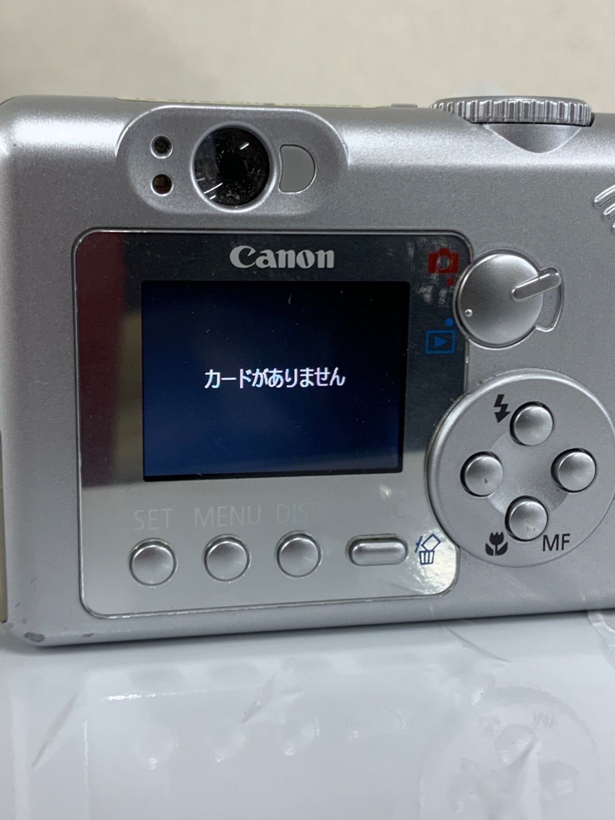 3 【ジャンク品】Canonキャノン PowerShot A70デジカメ 単三電池 画面