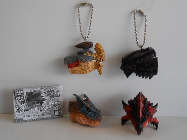 ♯Jkv 27 HTモンスターハンター4噛み付きモンスタースイン4種