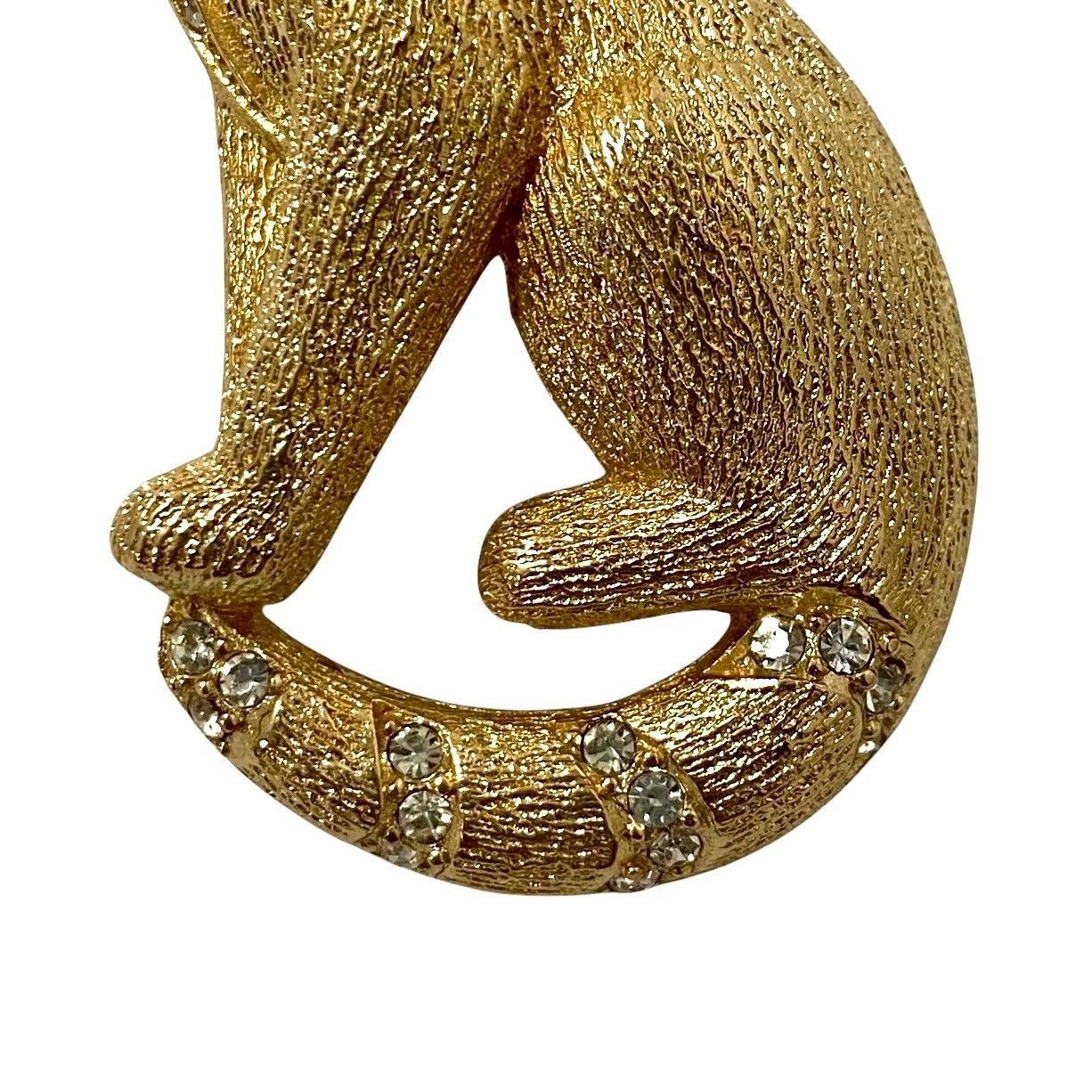 ディオール Dior キャットモチーフ ブローチ　猫 回転ピン ラインストーン ディオール Dior キャットモチーフ ブローチ 猫 回転ピン ライン