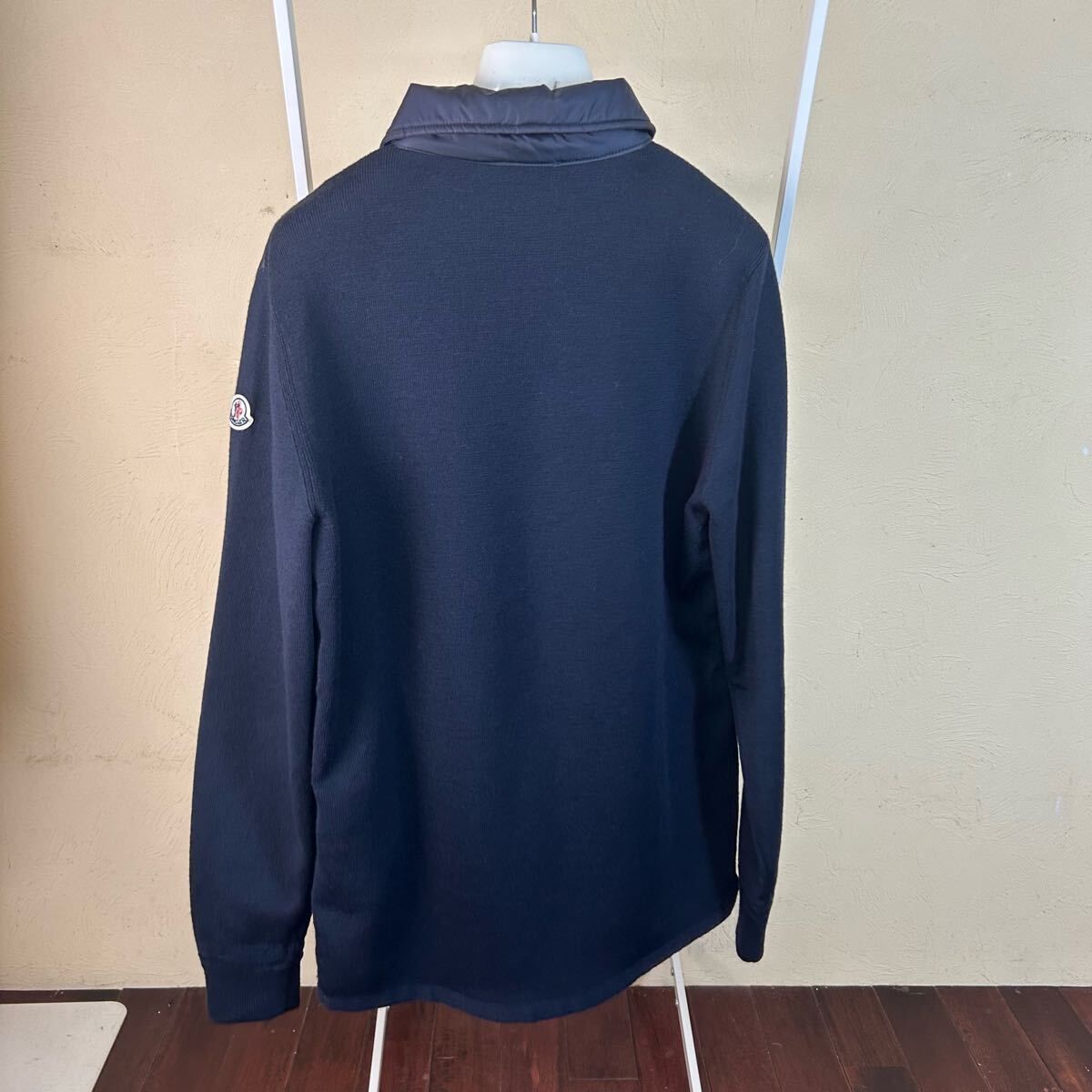 【極美品】 MONCLER モンクレールダウンニットジャケットネイビーS タグ付き】【極美品】 MONCLER モンクレール ダウンジャケットニット