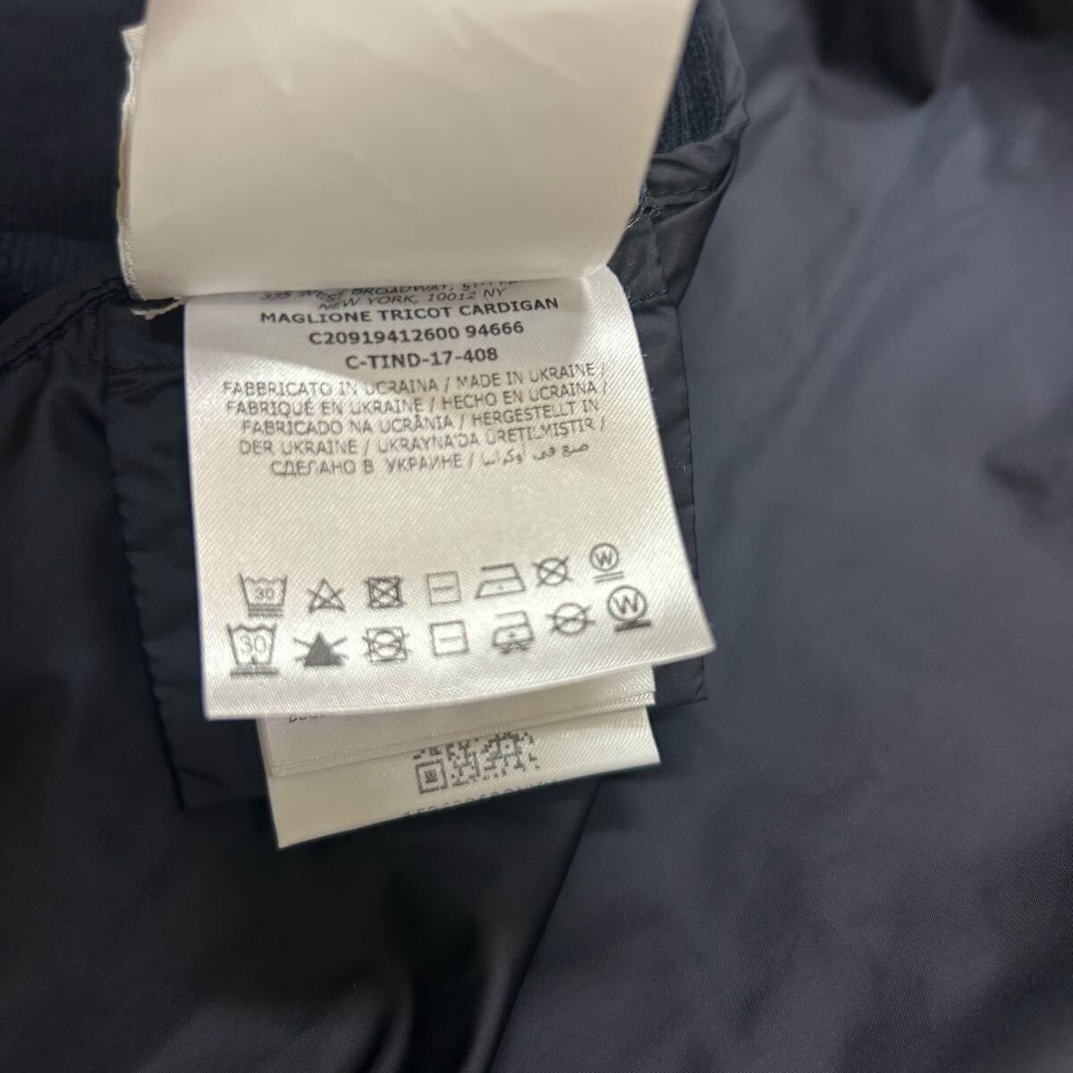 【極美品】 MONCLER モンクレールダウンニットジャケットネイビーS タグ付き】【極美品】 MONCLER モンクレール ダウンジャケットニット