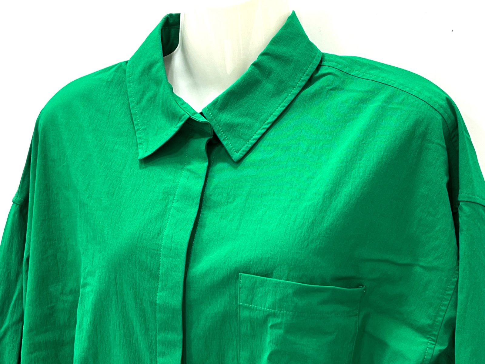 ETRE TOKYO タイプライターB0X長袖シャツ グリーン