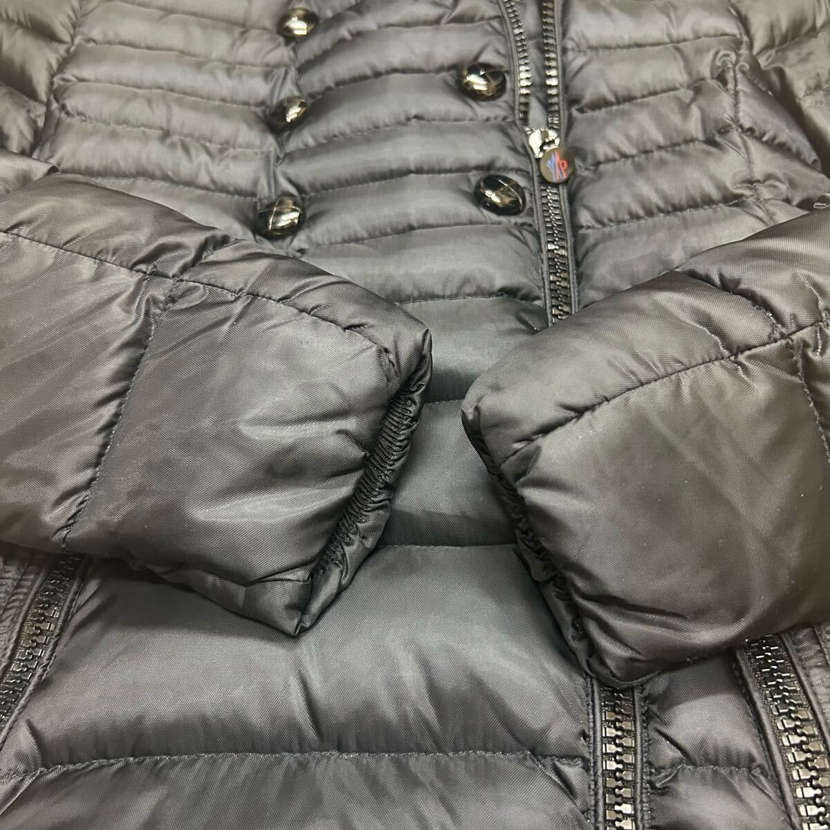 【美品】 MONCLER モンクレールダウンジャケットELAN黒２ 美品】 MONCLER モンクレールダウンジャケットELAN黒2 - メルカリ