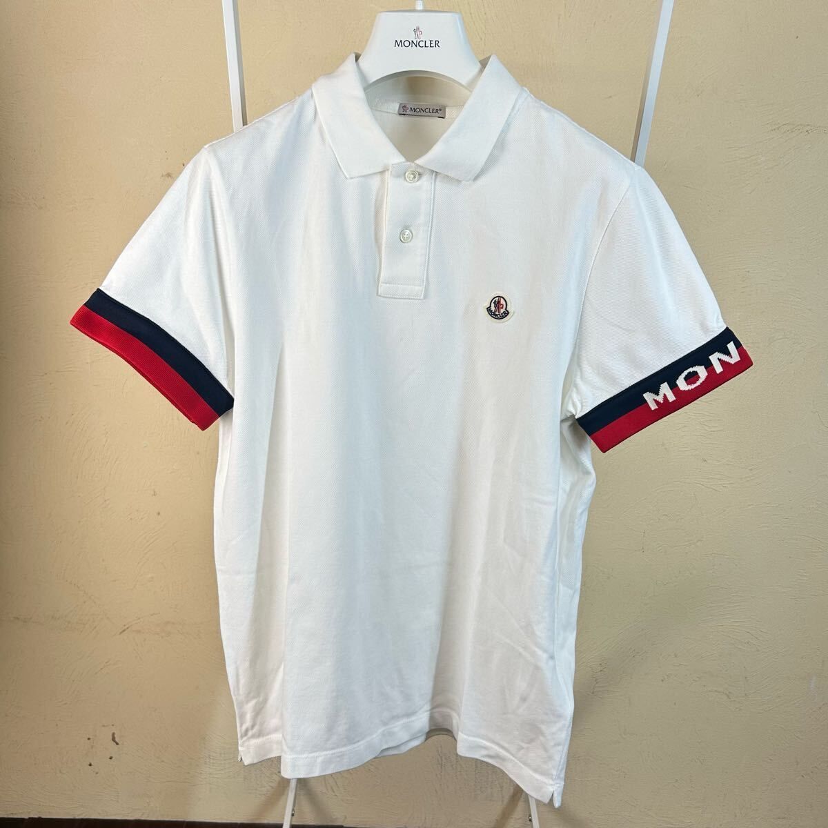 本物 MONCLER モンクレール袖レタリング半袖ポロシャツS